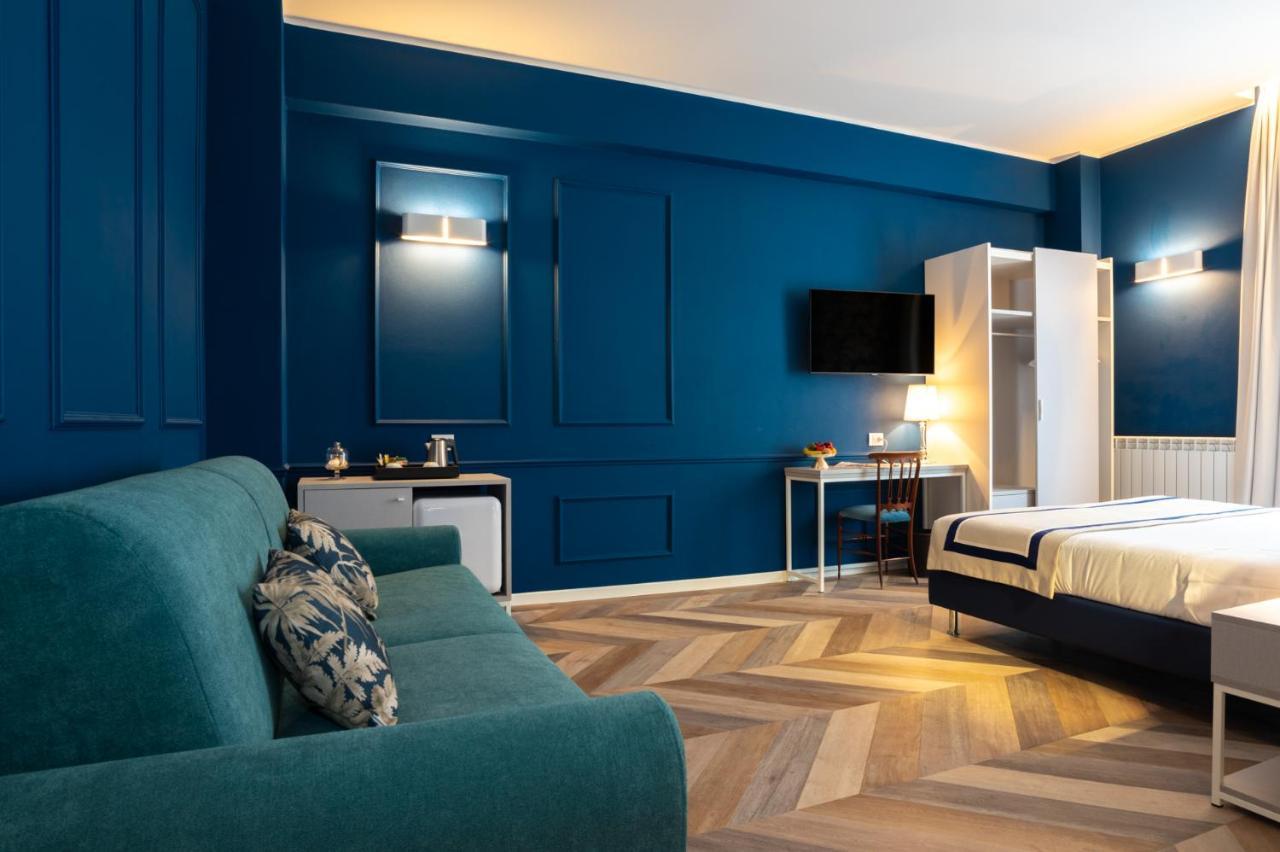Hotel Monte Rosa Кьявари Экстерьер фото