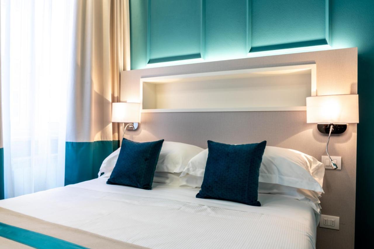 Hotel Monte Rosa Кьявари Экстерьер фото