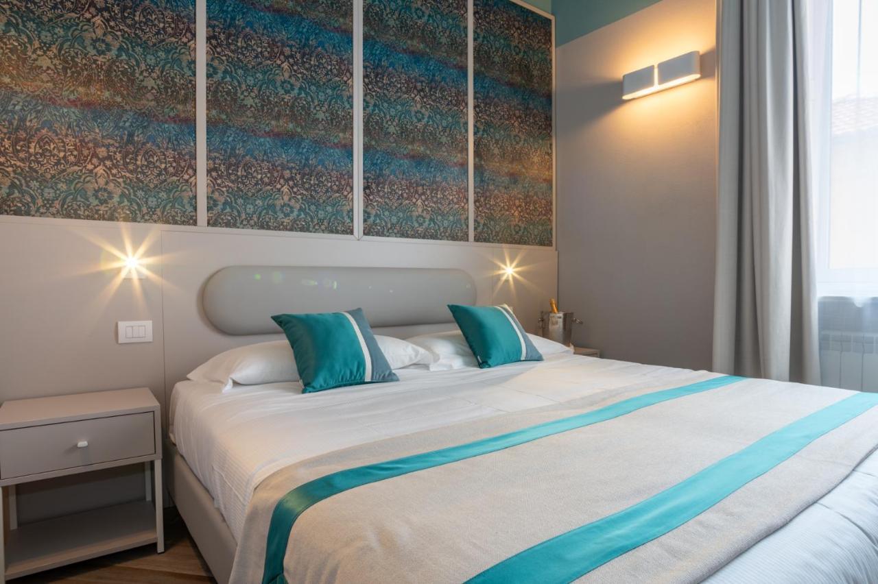 Hotel Monte Rosa Кьявари Экстерьер фото