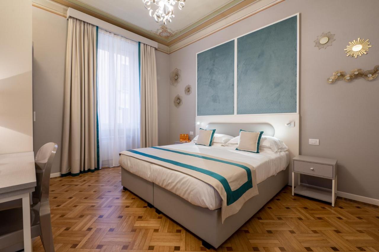 Hotel Monte Rosa Кьявари Экстерьер фото