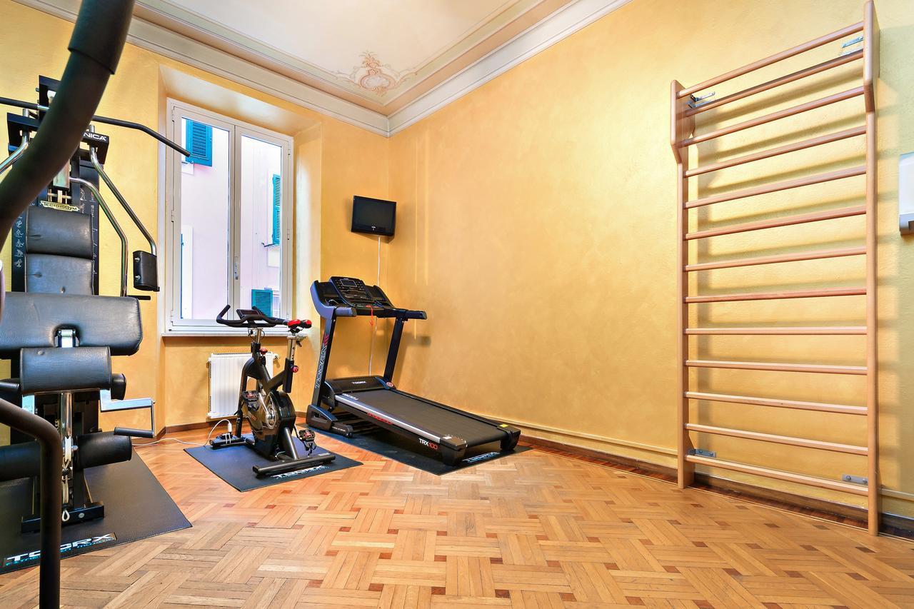 Hotel Monte Rosa Кьявари Экстерьер фото